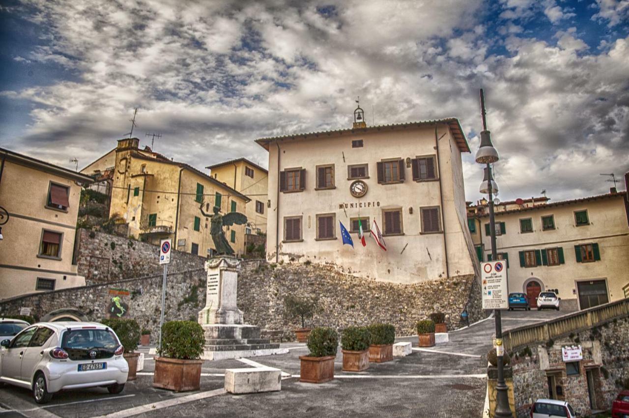 Апартаменти Il Castello Bucine Екстер'єр фото
